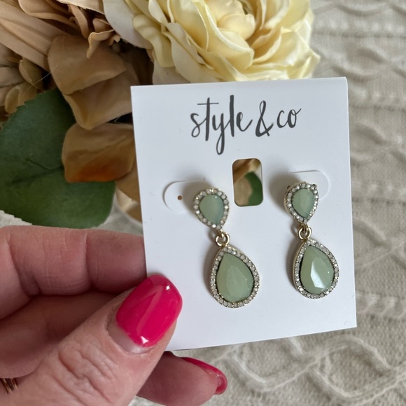 Style & Co Light Green Pierced Dangle Drop Earrings - Picture 3 of 8